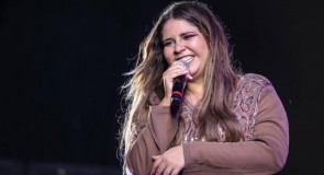 CANTORA DE MÚSICA SERTANEJA DEFENDE O ESTILO EM FESTAS JUNINAS DEPOIS DE POLÊMICA COM ELBA RAMALHO